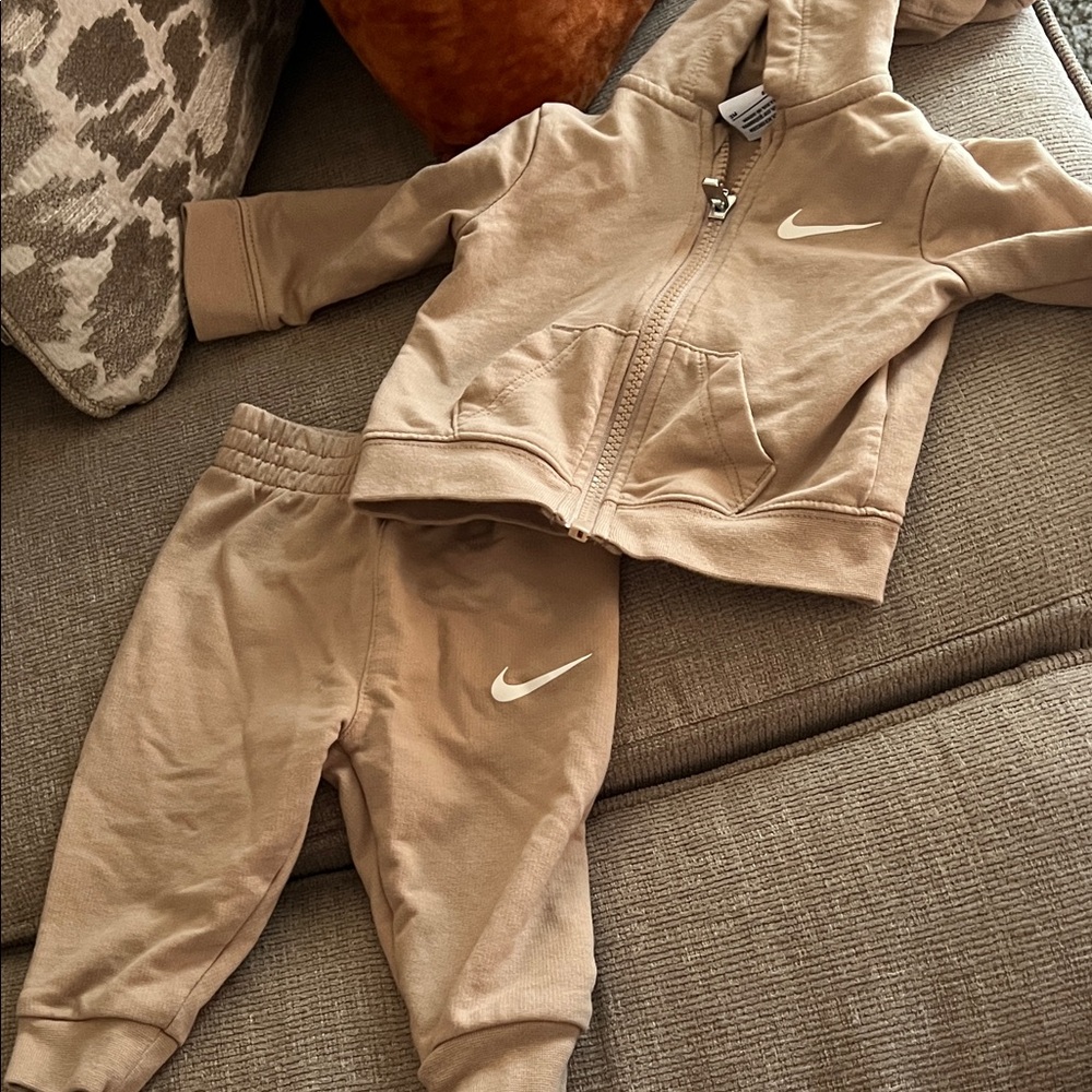 Nike Kids Beige Hoodie & Joggers Set - Beige